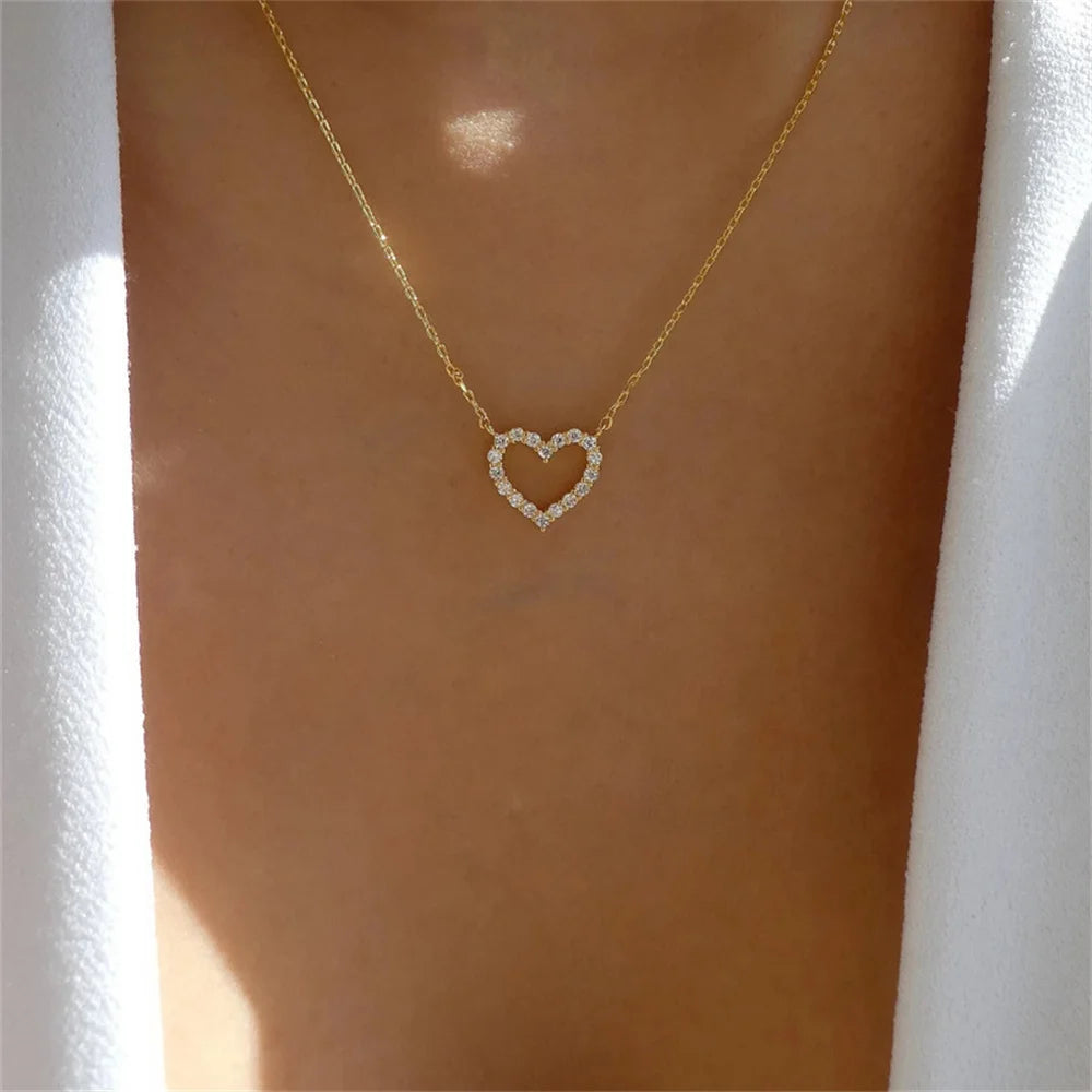 Collar con colgante de corazón de circonita